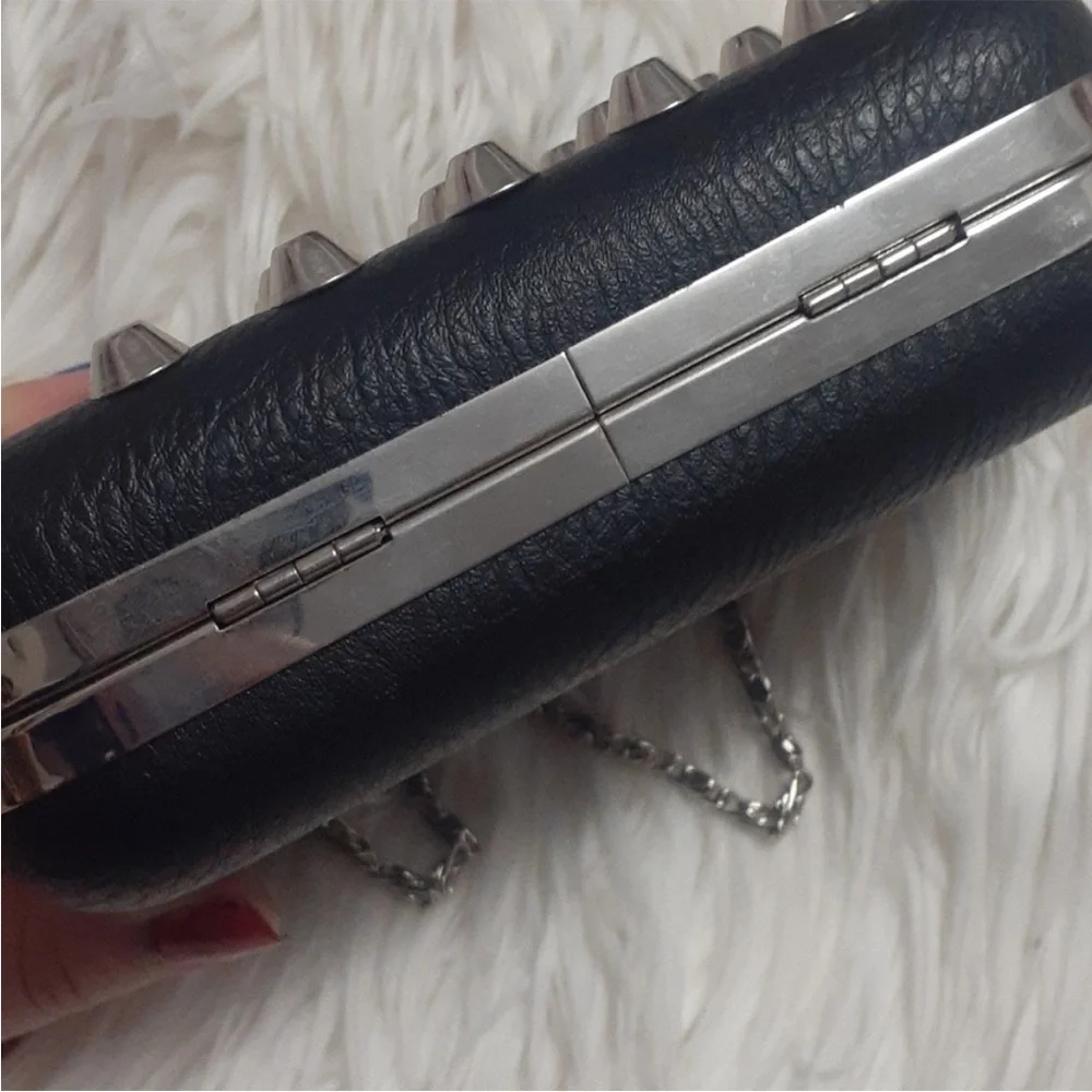 Skull evening bag black w chain clutch purse 5 piece travel skull brush set NEW